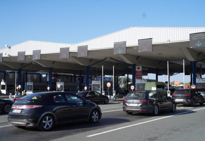 Evidentiran kao da je na poslu, a provodio vreme kod kuće i primao platu: Uhapšen načelnik granične policije Bajakovo