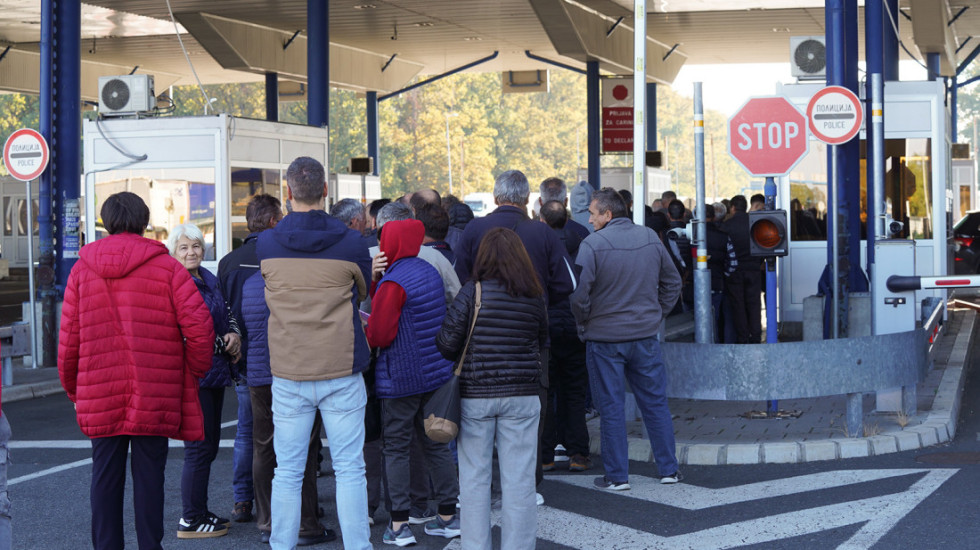 Naoružajte se strpljenjem: EES predviđa do pet minuta zadržavanja po osobi, putnici autobusa čekaće i do dva i po sata