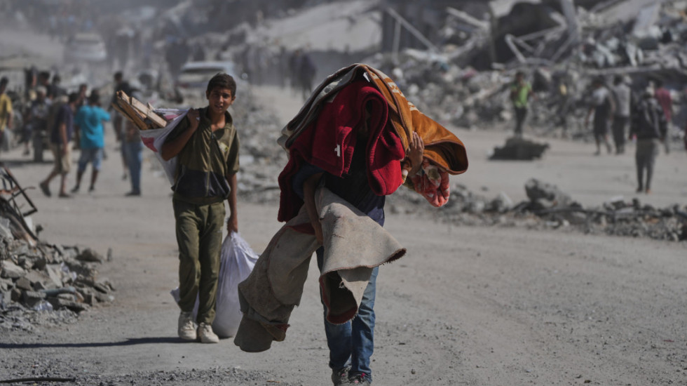 (VIDEO) Povratak Palestinaca u razrušene domove, u toku prva faza primirja, razoružanje Hamasa ostaje otvoreno