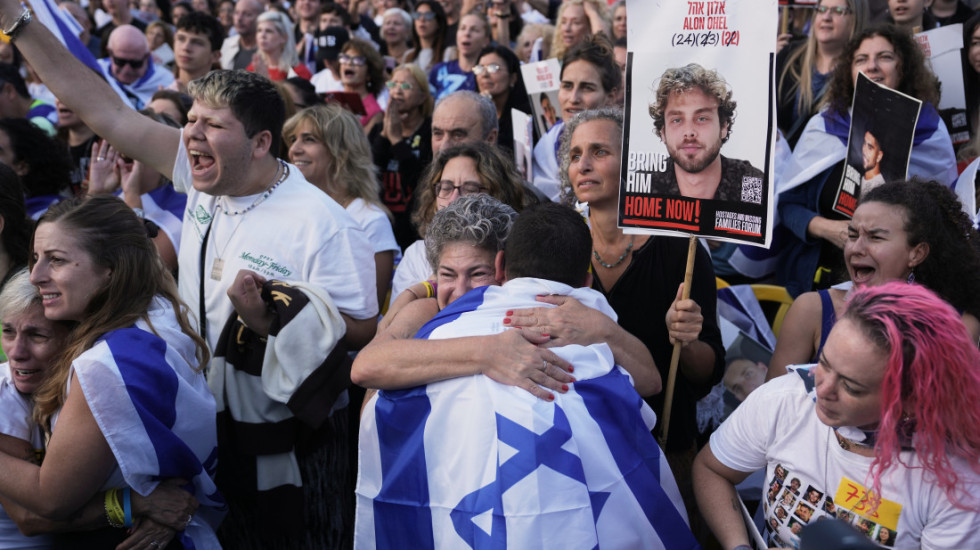 (FOTO) Alon Ohel oslobođen: Srpski državljanin među prvim taocima koje je Hamas predao, IDF potvrdio