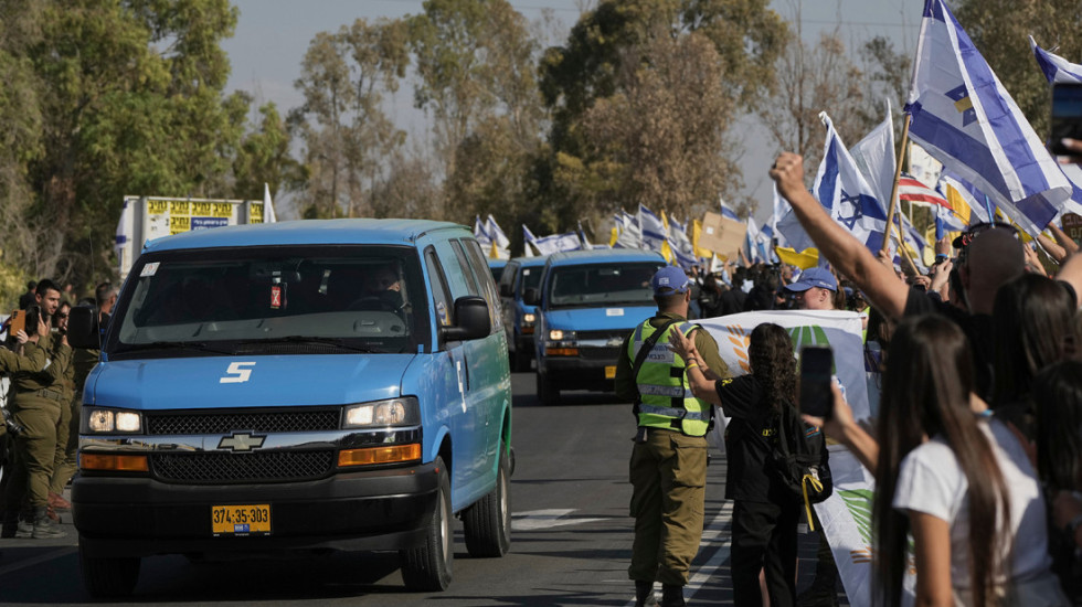 Izrael vratio tela 45 Palestinaca nakon što je Hamas predao ostatke trojice