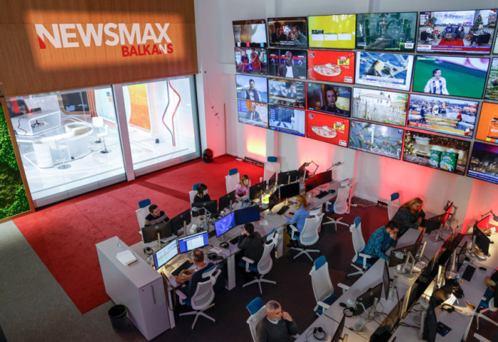 "Prave vesti za prave ljude": Televizija Newsmax Balkans obeležava godinu dana od početka emitovanja programa