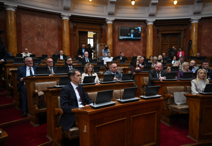 Nastavljena sednica Skupštine Srbije, poslanici postavljaju pitanja članovima Vlade