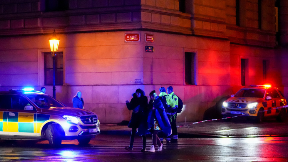 Pucnjava kod osnovne škole u Češkoj: Ubijene dve osobe, jedna teško povređena