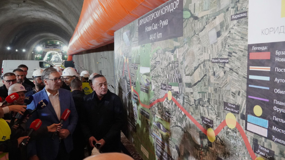 (FOTO/VIDEO) Vučić: Fruškogorski koridor biće završen 2027, povezaće Vojvodinu sa zapadnom Srbijom