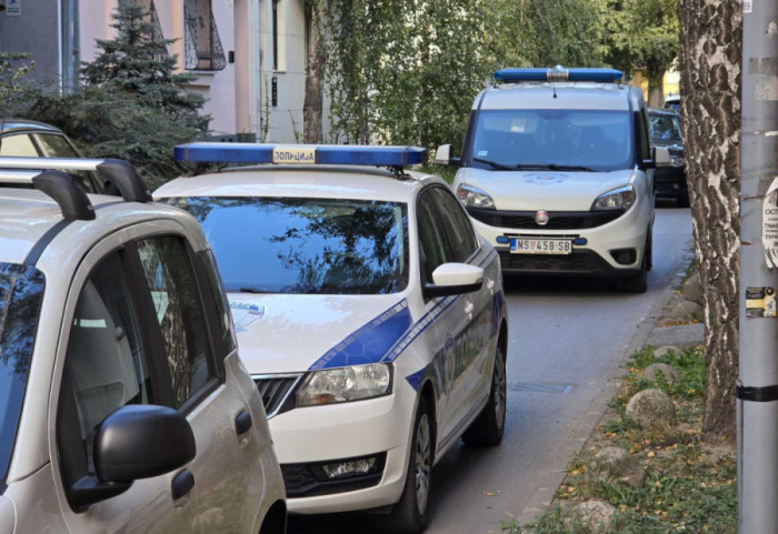 Pokušaj ubistva u Novom Sadu: Osumnjičeni (27) priveden, žrtva sa teškim povredama u bolnici