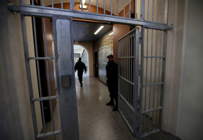 U Kazneno-popravnom zavodu Niš pronađeno telo zatvorenika u toaletu