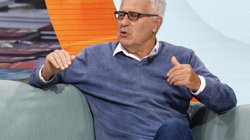 Novinar i pisac Vanja Bulić gost emisije "Sinteza" u 21 sat