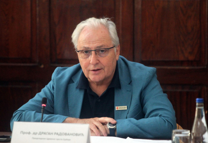 Predsednik Crvenog krsta Srbije Dragan Radovanović gost Sinteze u 21 čas