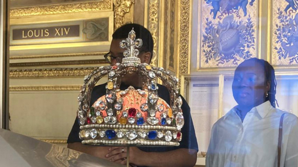 Kradljivci dragulja iz Luvra pokušali da plen prodaju Izraelcima