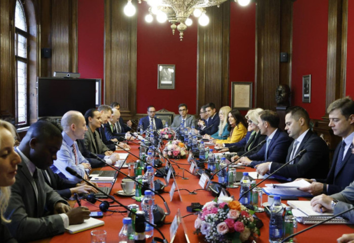 (FOTO) Počeli zvanični razgovori misije MMF sa delegacijom Srbije