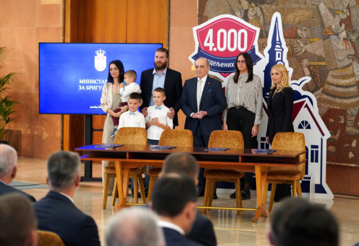 Potpisan 4000. ugovor o bespovratnim sredstvima za kuću na selu