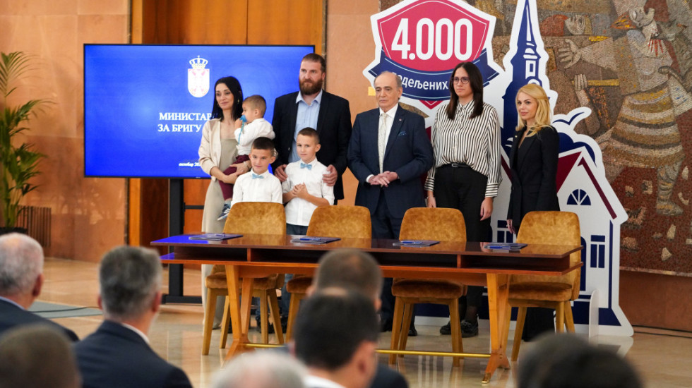 Potpisan 4000. ugovor o bespovratnim sredstvima za kuću na selu