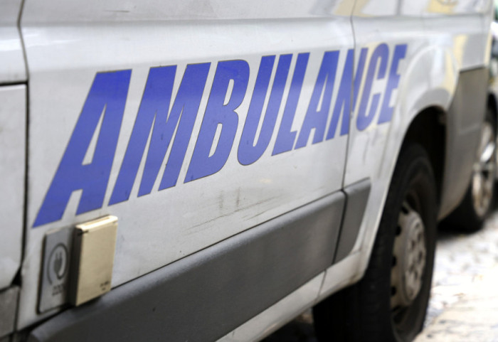 Požar u Mirijevu, muškarac (45) u teškom stanju prevezen u Urgentni centar