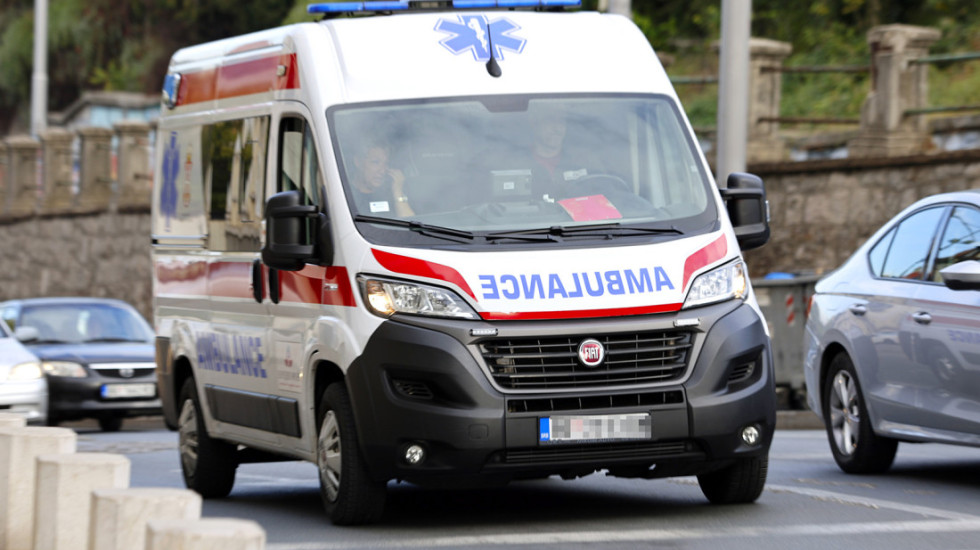 Pretučen učenik u srednjoj medicinskoj školi u Beogradu, prevezen u Urgentni centar