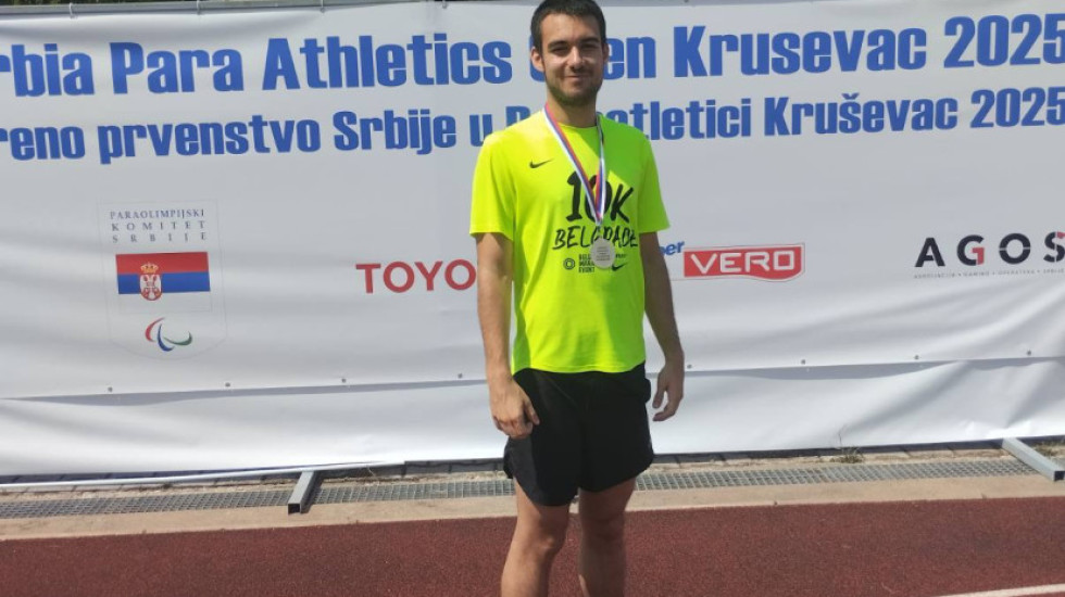 "Na trkačkoj stazi je svoj na svome": Pavle (19) jedini u Evropi sa autizmom osvaja medalje u regularnoj konkurenciji