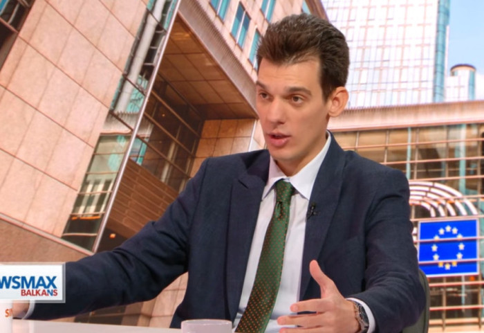 Istoričar Ćurčić u "Sintezi": Francusku očekuju velike reforme, sledeće godine moguća parlamentarna kriza