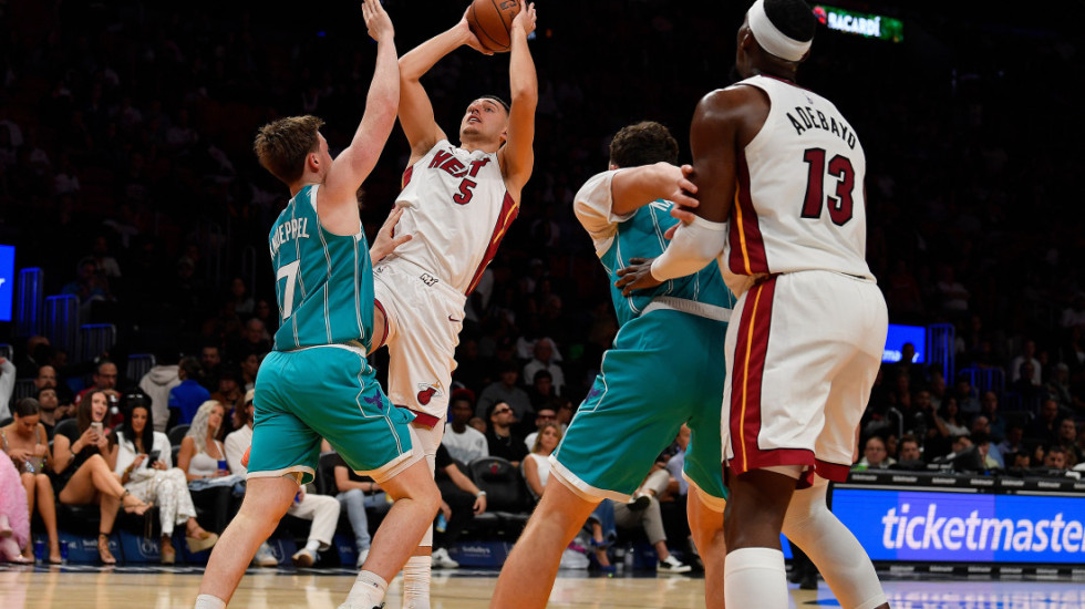 Učinak naših igrača u NBA: Jović postigao 10 poena, Bogdanović starter