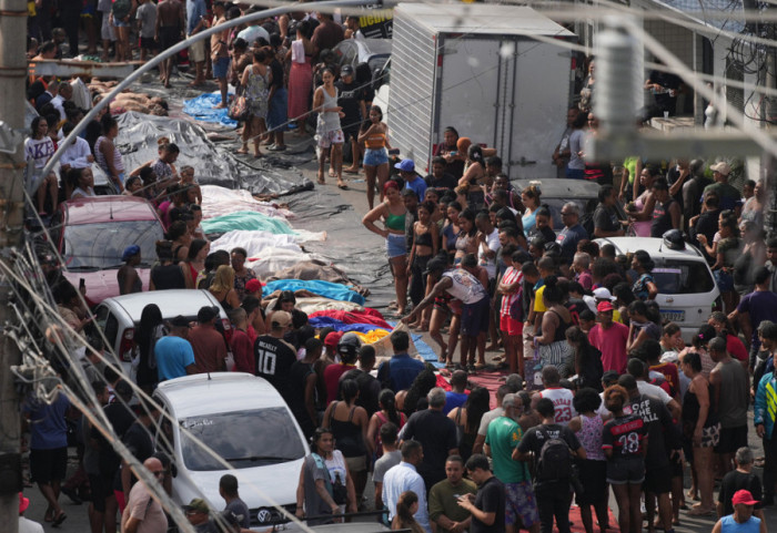 Dan posle policijske akcije u favelama Rio de Žaneira: Na ulicama više od 40 tela, privedena 81 osoba