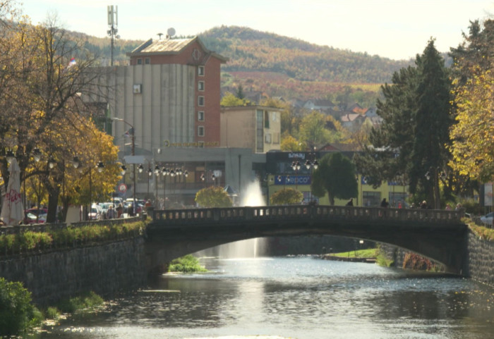 "Solidarnost je na prvom mestu": Umesto za doček Nove godine na trgu, Knjaževac izdvaja novac za lečenje dece