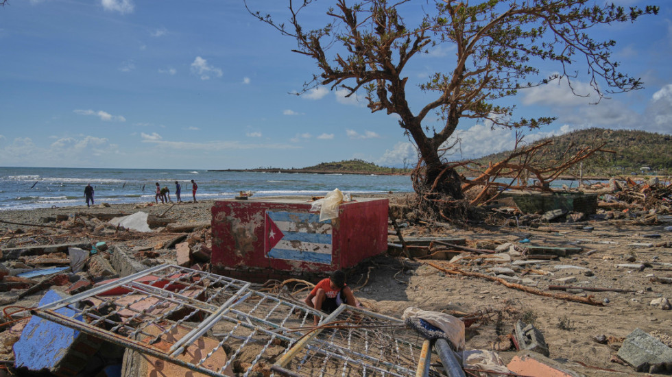 Uragan Melisa ne staje: Odneo skoro 30 života na Karibima, kreće se ka Bermudima