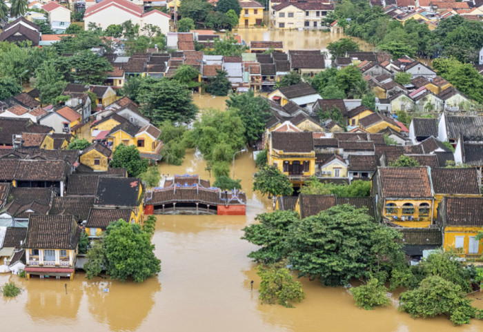Usled poplava u Vijetnamu poginulo 28 ljudi, više od 22.000 kuća je pod vodom