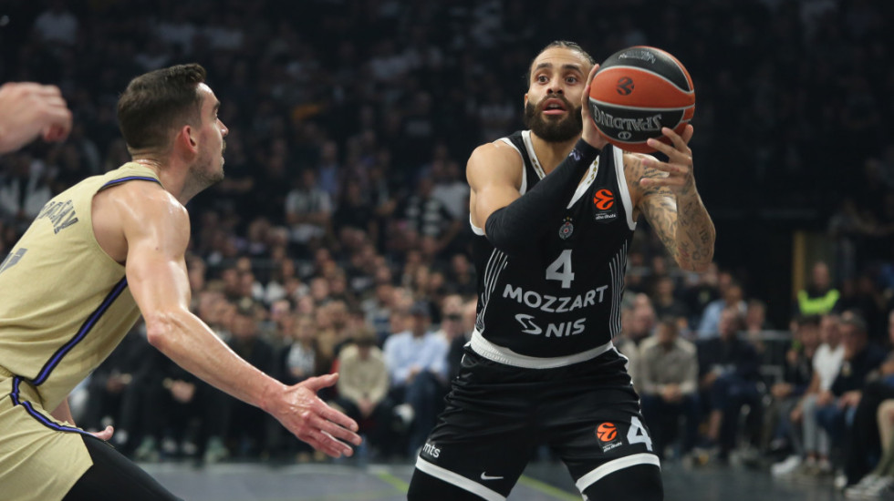 Partizan poražen u Areni od Barselone