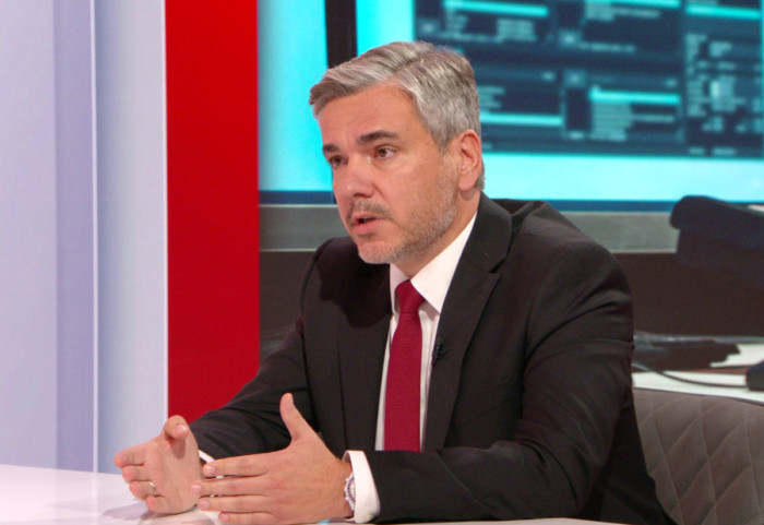 Prof. Vladimir Obradović o komemorativnom skupu u Novom Sadu: Glavna poruka je da ovoj zemlji nedostaje pravde