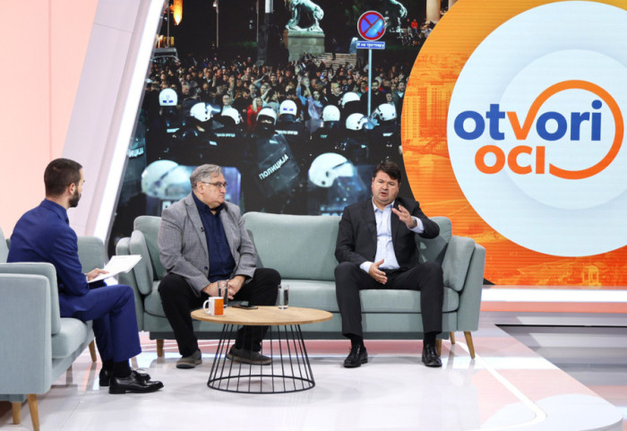 Vukadinović i Petrov o situaciji u državi: Da li je Srbija u "faktičkom vanrednom stanju"