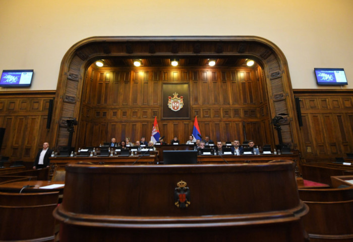 Druga sednica jesenjeg zasedanja: Poslanici o Jedinstvenom biračkom spisku i leks specijalisu za Generalštab