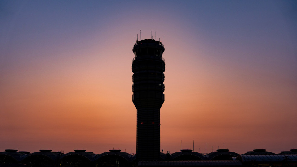 Obustavljeni letovi na aerodromu u Vašingtonu zbog dojave o pretnji avionu