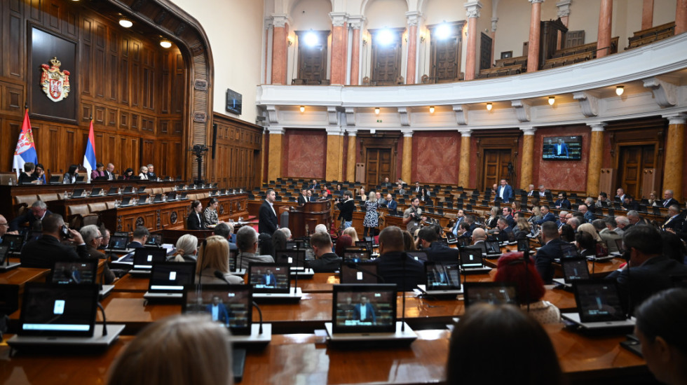 Poslanici Skupštine Srbije nastavili sednicu raspravom o amandmanima