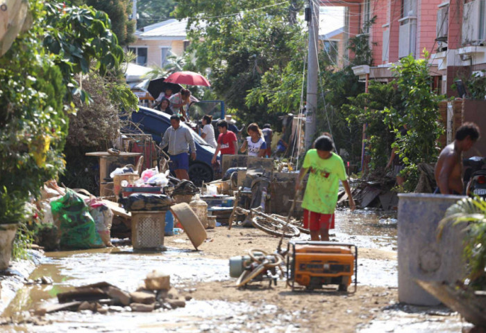 Najmanje 140 ljudi poginulo u tajfunu Kalmaegi, predsednik Filipina proglasio stanje nacionalne katastrofe
