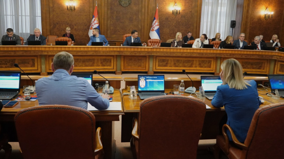 Vlada usvojila Predlog budžeta za 2026: Prihodi veći za 68,5 milijardi u odnosu na predviđene za ovu godinu