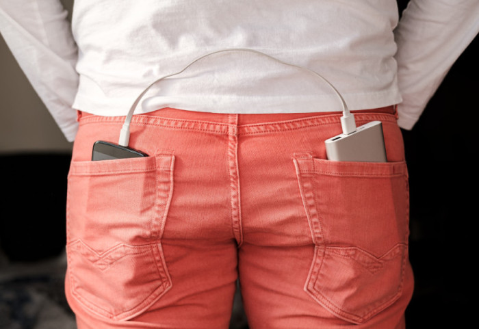 Eksplodirala eksterna baterija u džepu putnika na aerodromu u Melburnu, evakuisano 150 ljudi