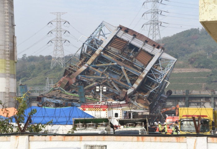 Srušila se konstrukcija u elektrani u Južnoj Koreji, šest osoba ostalo zarobljeno
