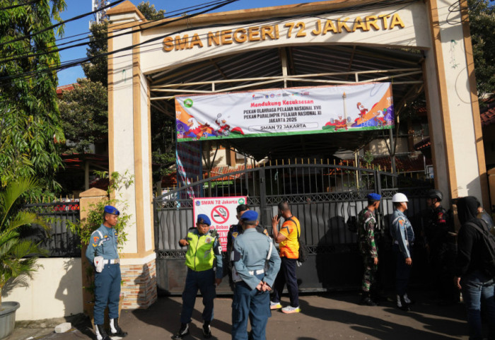 Džakartu potresao niz eksplozija u džamiji: Povređeno najmanje 55 osoba, za napad osumnjičen maloletnik