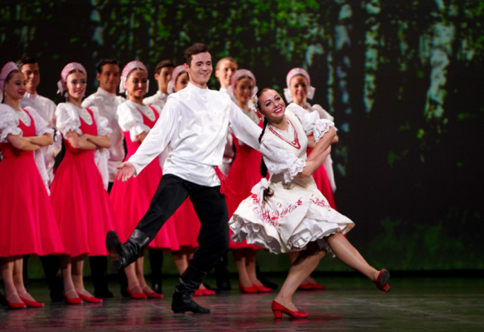 Čuveni folklorno-baletski ansambl "Balet Igora Mojsejeva" nastupio u Sava centru