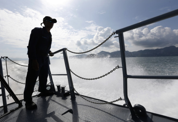 Potonuo brod blizu Malezije: Stotine ljudi vode se kao nestalo, pronađeno 10 preživelih i jedno telo