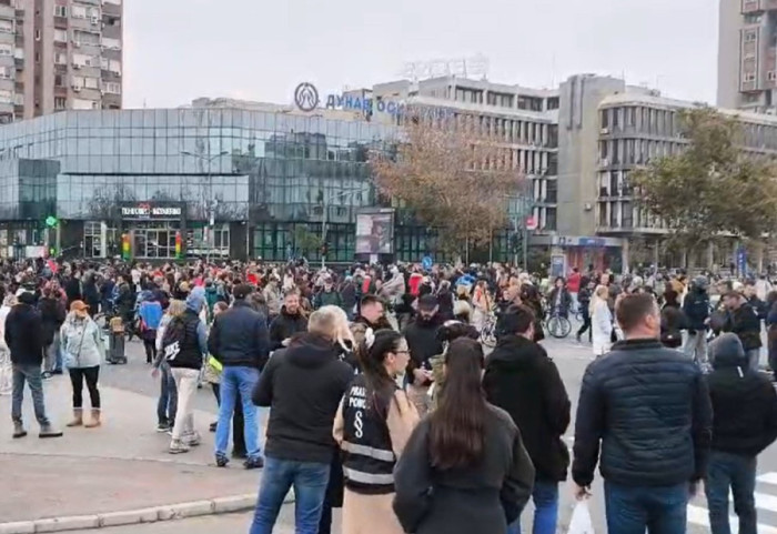 U Novom Sadu blokada autobuske stanice u znak podrške autoprevozniku Milomiru Jaćimoviću