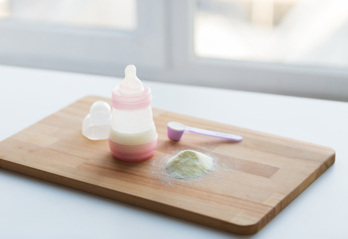 Povučena formula za bebe sa američkog tržišta zbog moguće povezanosti sa botulizmom