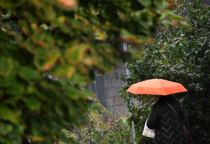 Stiglo zahlađenje sa obilnijim padavinama: Na planinama sneg, temperatura do 12 stepeni