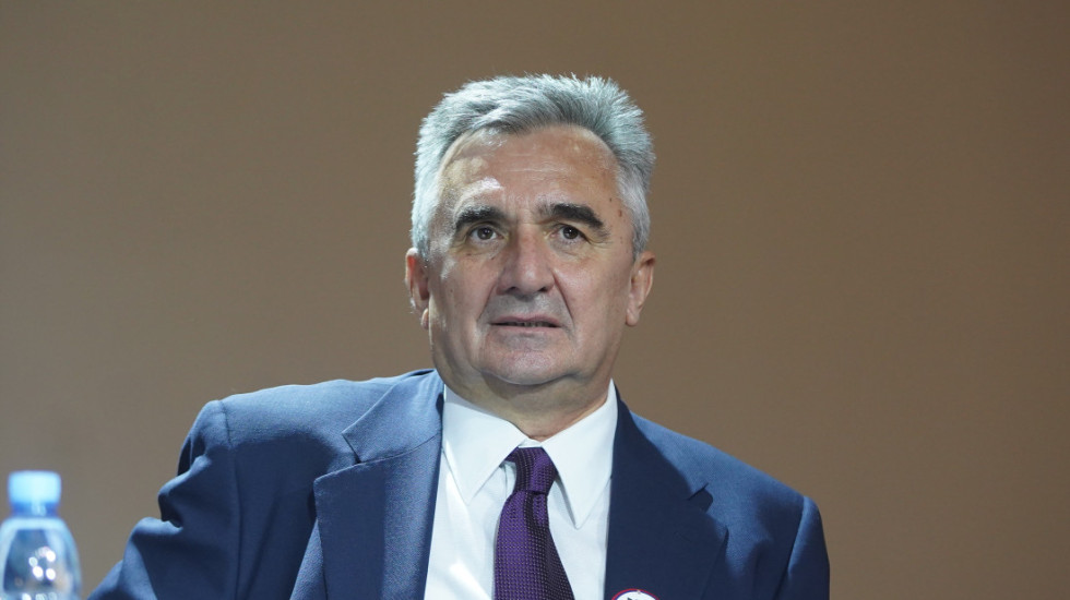 Profesor Jovan Janjić gost Sinteze u 21 sat