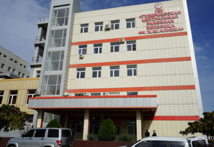 Srušila se drvena konstrukcija u Čečeniji na pogrebnu povorku, povređene 84 osobe