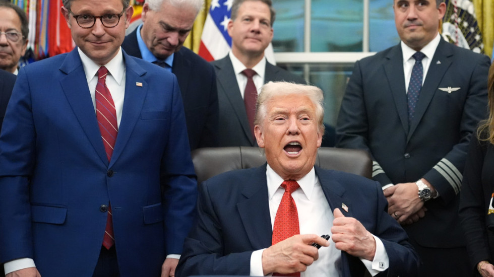 Tramp: Vazdušni prostor iznad i oko Venecuele biće u potpunosti zatvoren