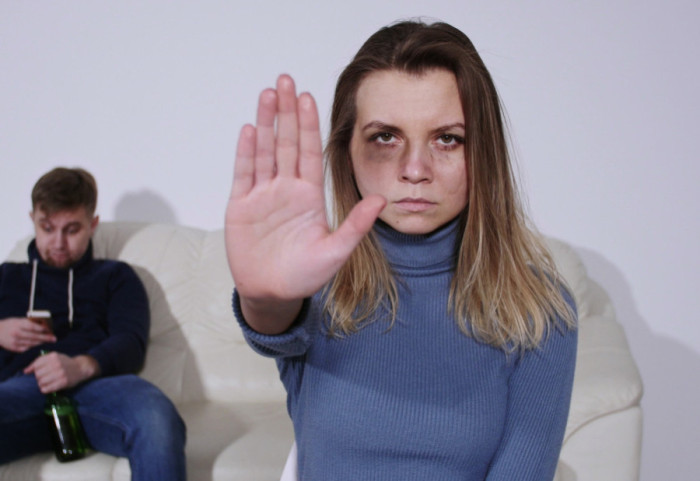 Od bračnog obećanja do femicida: Prvi šamar na venčanju, uvertira može da dovede do ubistva