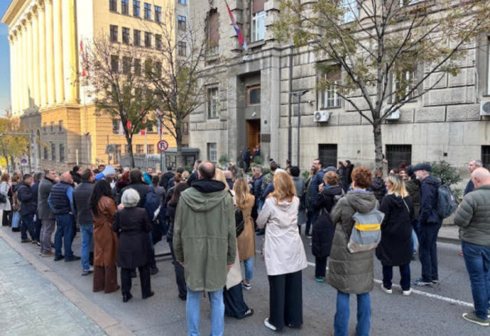 Savet roditelja Pete gimnazije zatražio sastanak sa Macutom nakon što se Ministarstvo prosvete oglušilo o njihov zahtev