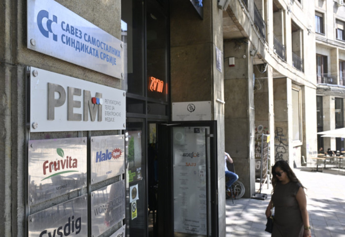 "Ovo predugo traje": Da li će najavljene ostavke četiri člana Saveta REM doneti više štete nego koristi