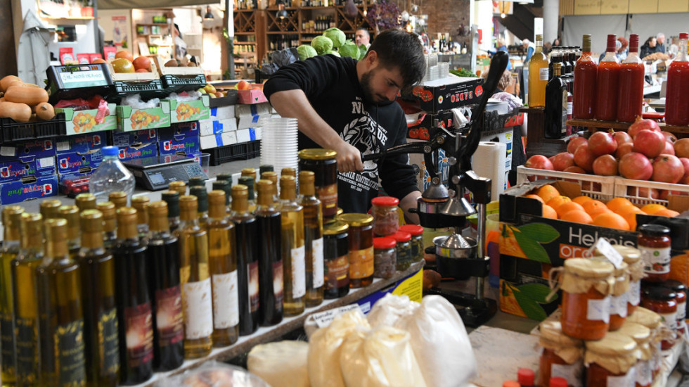 Godišnja inflacija u Srbiji u martu 2,8 odsto: Najviše poskupeli nakit i ručni satovi, dok je gotova hrana pojeftinila