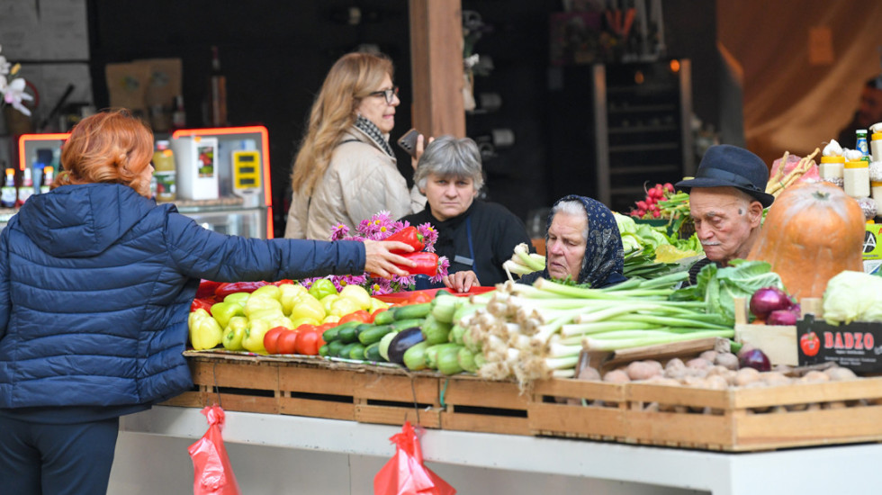 "U susret praznicima": Povoljnije cene na pijacama u Beogradu do 7. januara